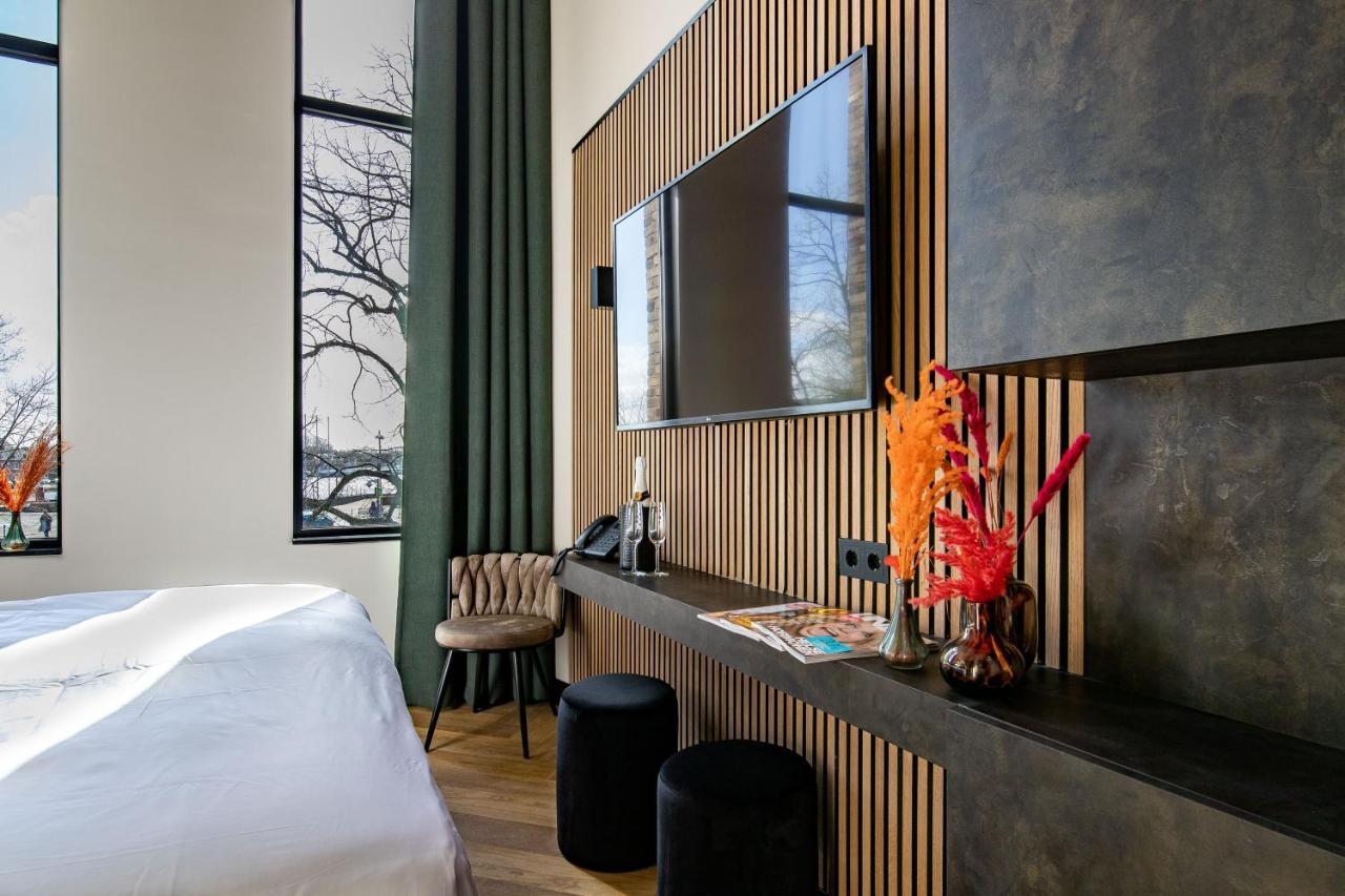 Hotel Monument 4*